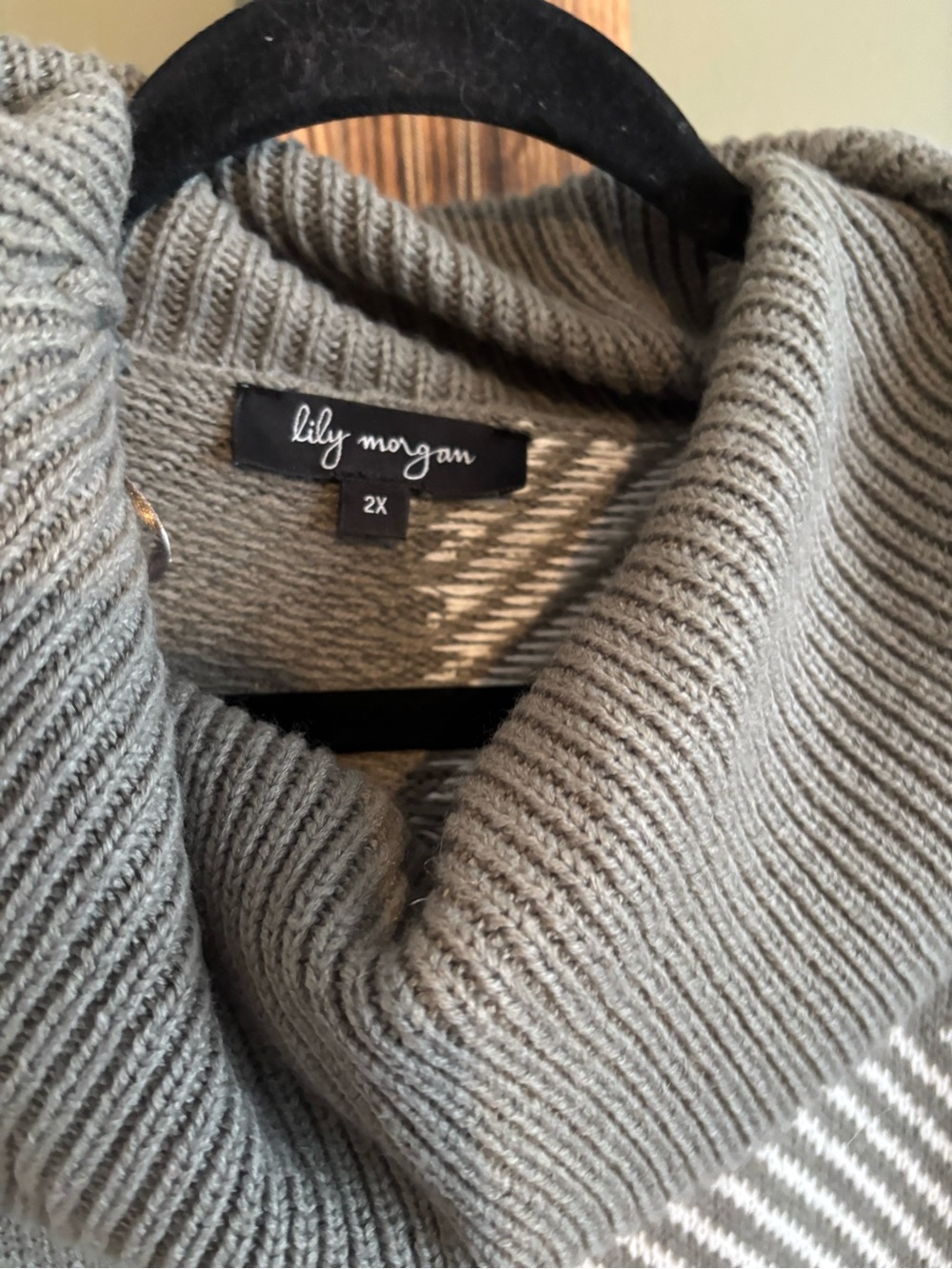 195.) Lily Morgan / Cowl Neck Sweater - Picture 3 of 4